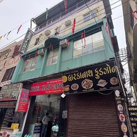 Hotel Hari Ganga - Harkipauri Road 하리드와르 외부 사진